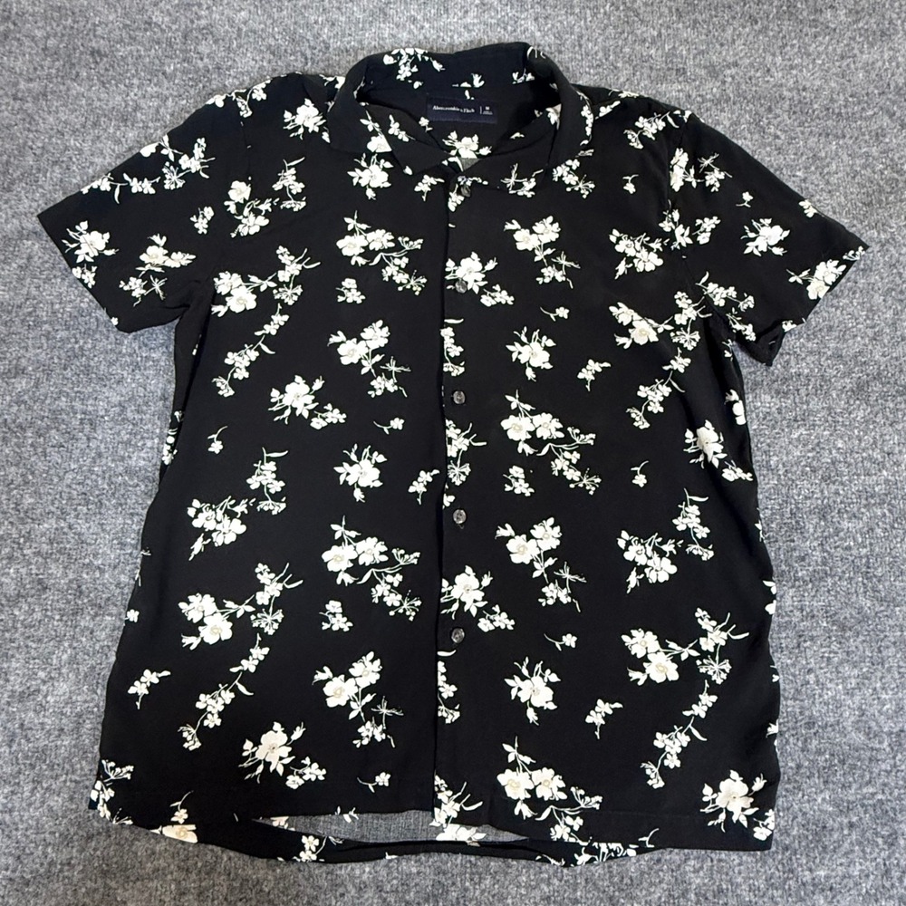 Abercrombie & Fitch Mens Medium Black White Floral Viscose Short Sleeve Shirt